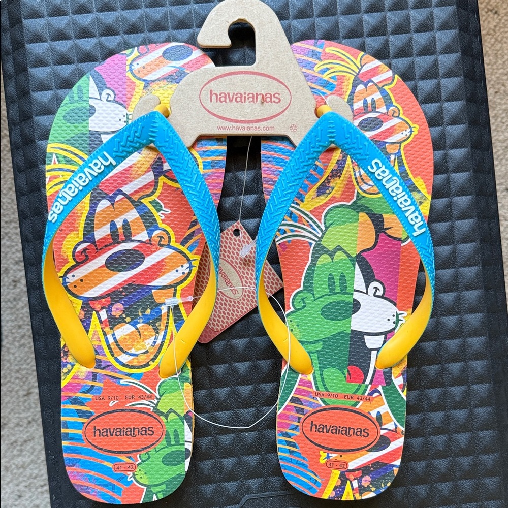 Havaianas Disney Goofy NWT Men’s size 9/10 or EUR 41/42